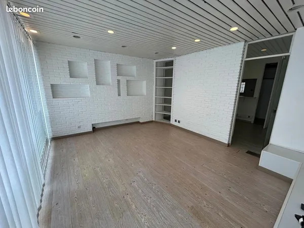 Bureaux 39 m² Vallauris 