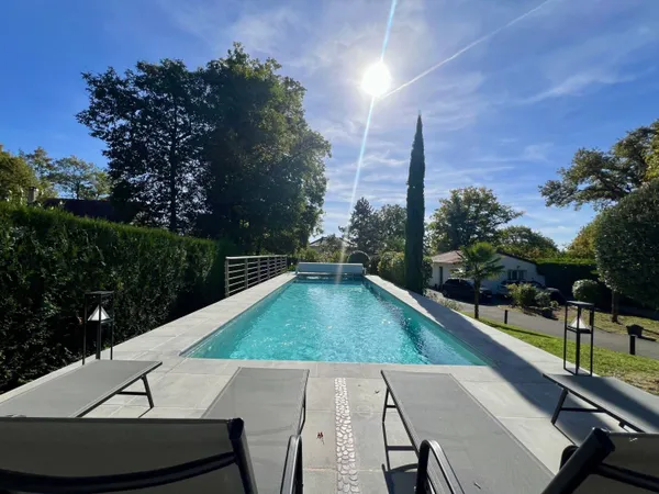 Maison 9 pièces 218 m² 