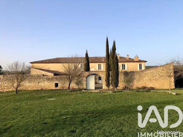 Maison 11 pièces 400 m² 