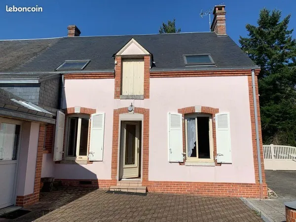 Maison de ville à Coullons