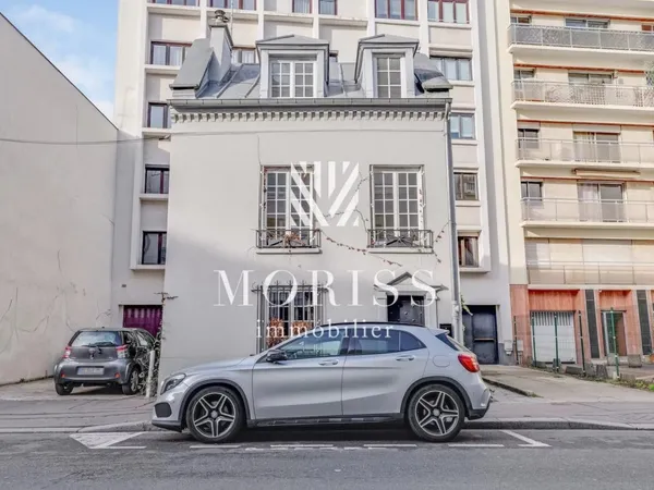 Loue maison de ville 