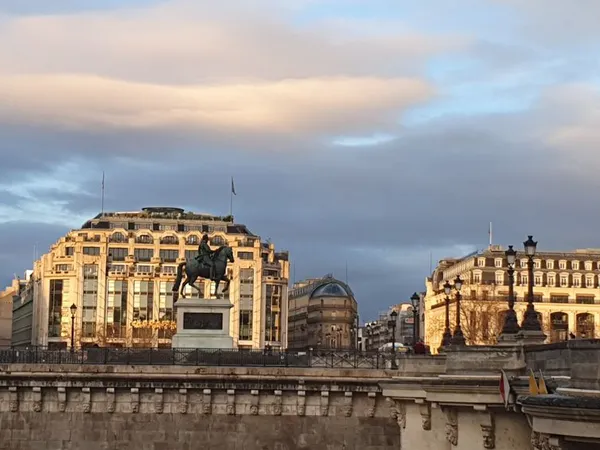 Studio 75006 Paris 