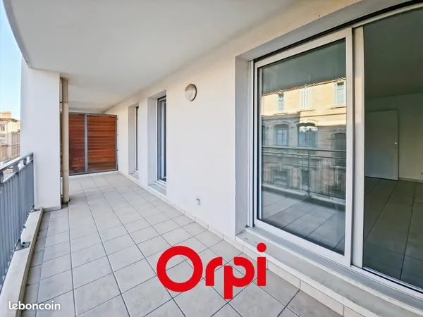 Appartement 3 pièces 64 m² 