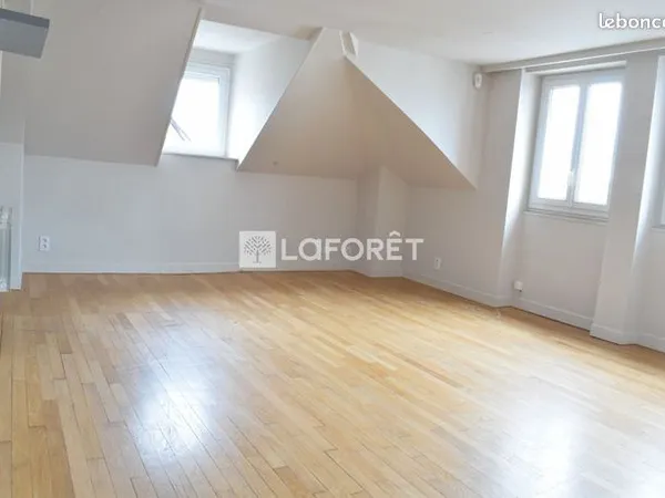 Appartement 3 pièces 69 m² 