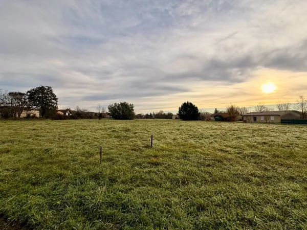 Terrain 662 m² 