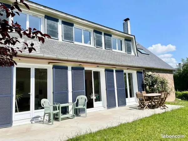 Maison 8 pièces 193 m² 