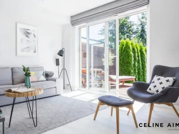 Studio 1 pièce 30 m² 