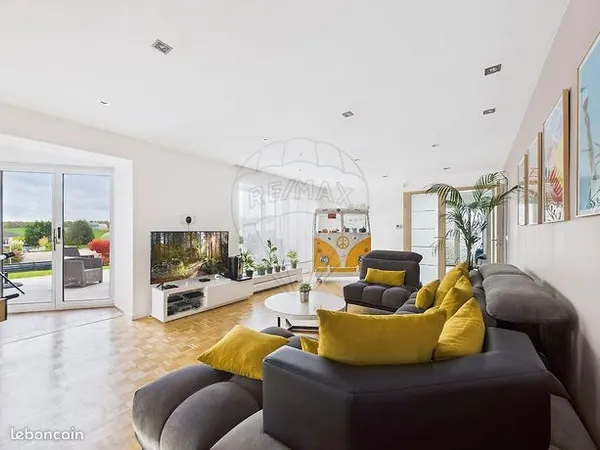 Maison 6 pièces 163 m² 