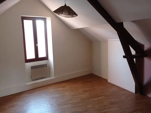 Apartement à louer à ernée centre 