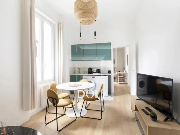 EXCLUSIVITÉ DOLY • REZ-DE-JARDIN • 75009 