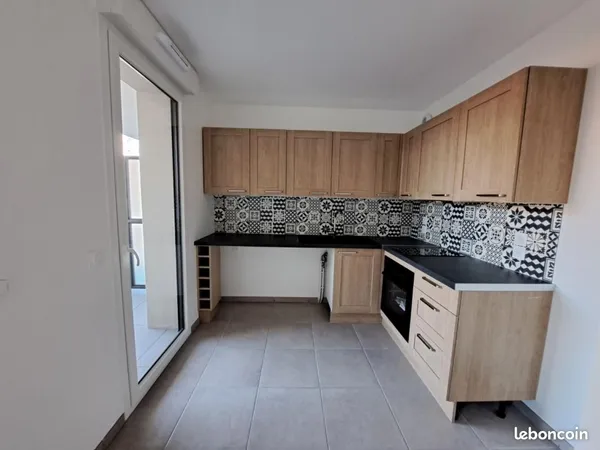 Appartement 1 pièce 28 m² 