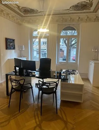 Appartement 5 pièces 145 m² 