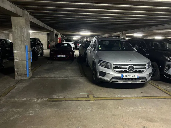 Parking 12 m² 