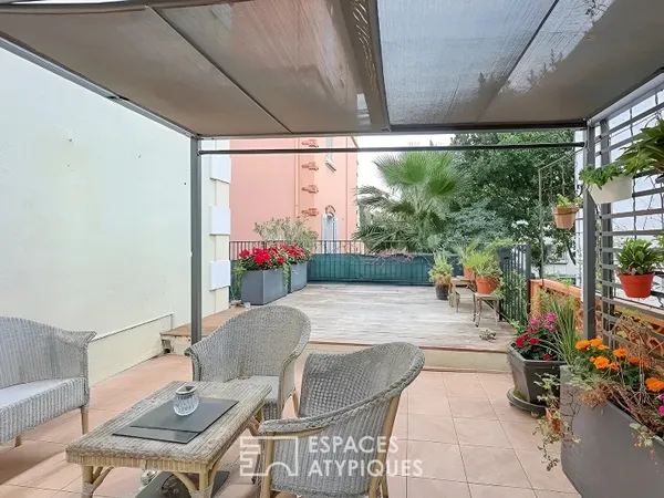 Duplex historique avec terrasses en centre ville 