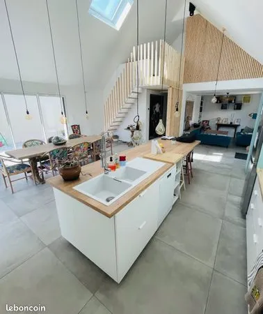 Maison 5 pièces 104 m² 