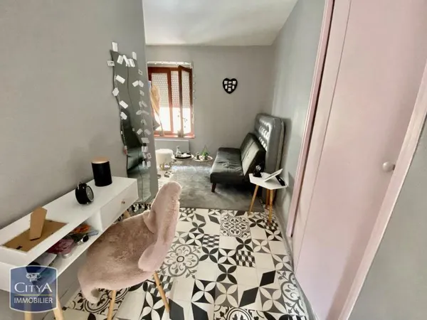 Appartement 1 pièce 18 m² 
