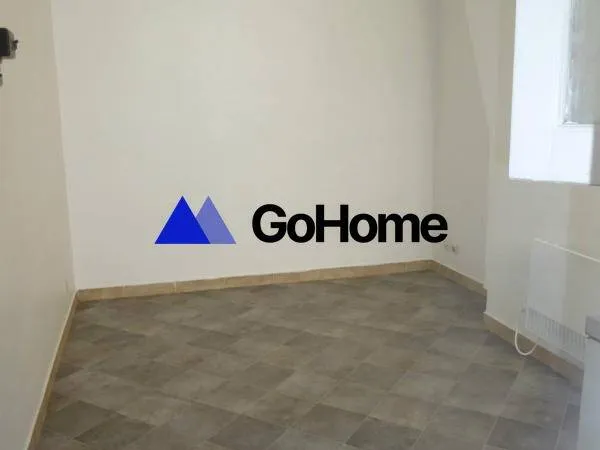 Studio 1 pièce 12 m² 