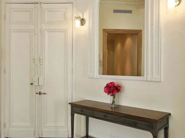 Appartement 1 pièce 130 m² 