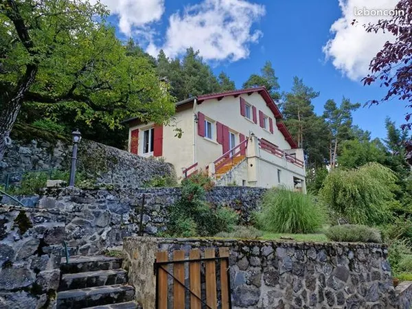 Maison 4 pièces 135 m² 