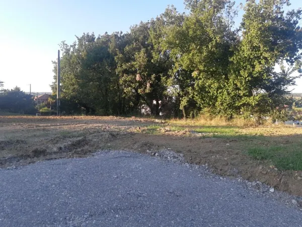 Terrain 576 m² 