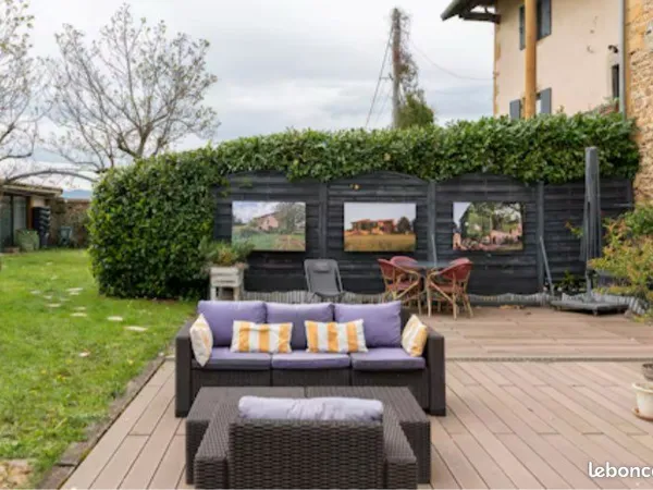 Maison 120m2 meublée à louer 3 pièces/ 2 chambres 