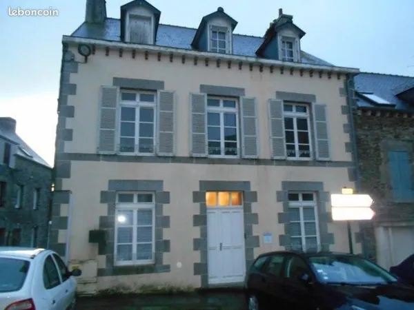 Maison 11 pièces 178 m² 