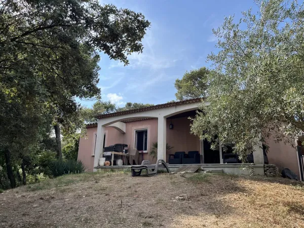 Maison de plain-pied 4 pièces 102 m² 