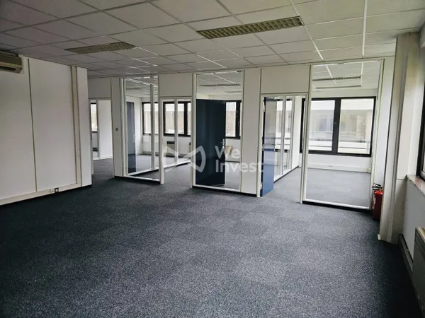 Bureau 142 m² 
