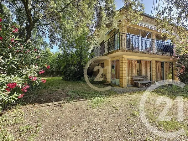 Maison 9 pièces 164 m² 