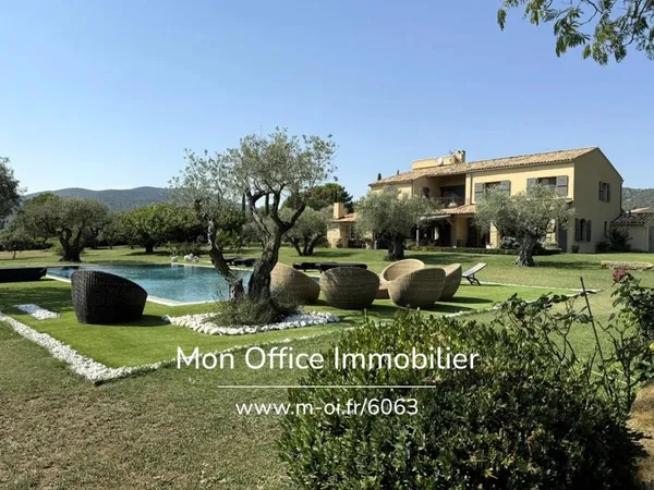 Maison de luxe 9 pièces 300 m² 