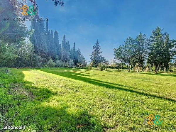Terrain 1800 m² Barbentane 