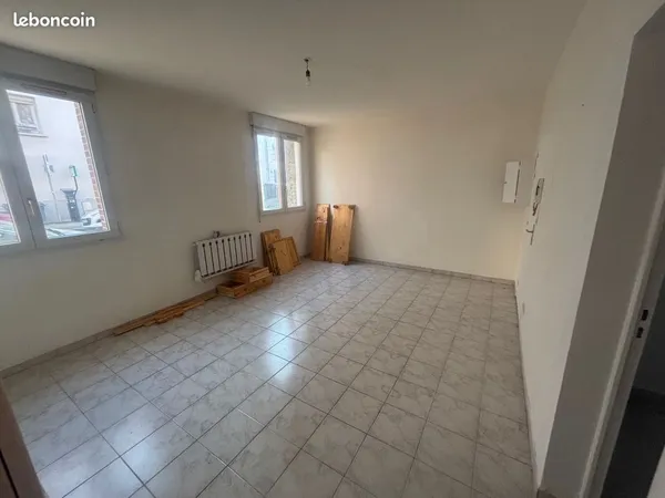 F1 30m2 Rez de chaussée quartier DANTON 