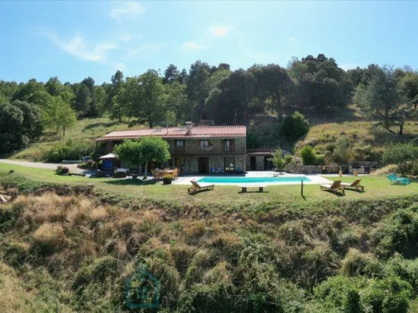 Maison Vente Taurinya 8p 198m² 520000€