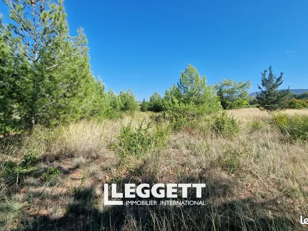 Terrain 2 969 m² Marseillette 