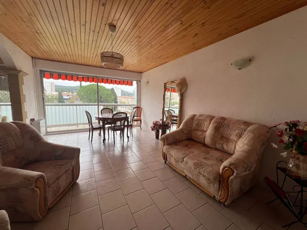Appartement 3 pièces 84 m² 