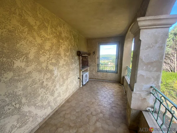 À VENDRE MAISON T4 AVEC DÉPENDANCE - VELAUX 