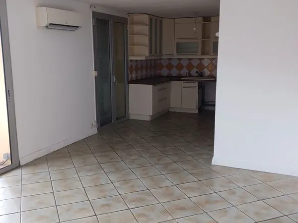 Vends appartement centre ville 