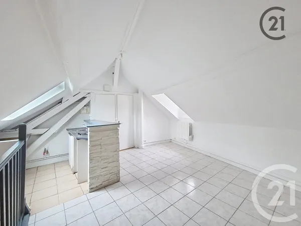 Appartement 1 pièce 16 m² 