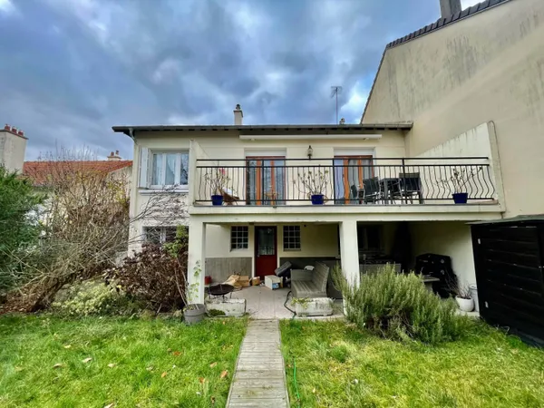 Maison 6 pièces 157 m² 