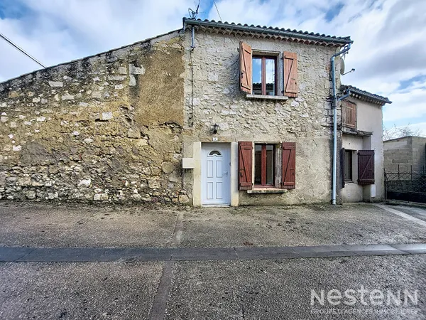 A Vendre Maison en pierre de 74 m² avec dépendance, terrasse et jardin au centre de Condom 