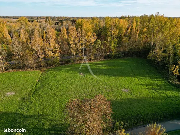 Terrain 1248 m² LE PERRIER 
