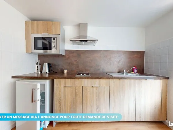 Studio 1 pièce 18 m² 