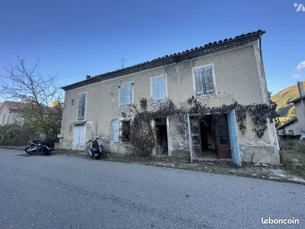 Maison 8 pièces 165 m² 