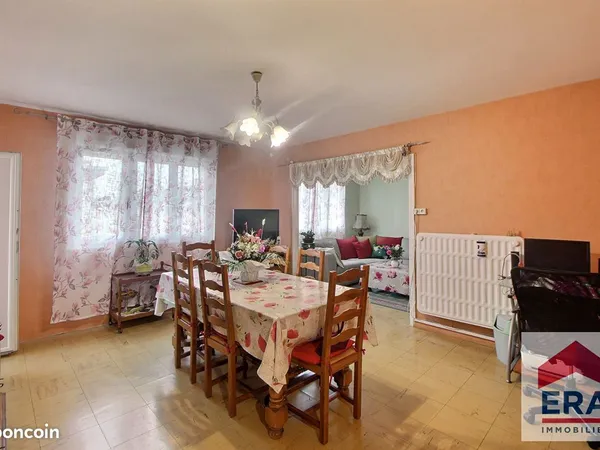 Appartement 80 m² ST RESTITUT 