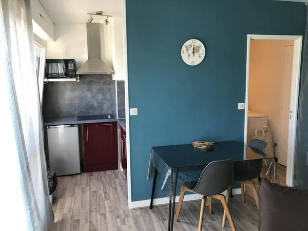 Studio 1 pièce 29 m² 