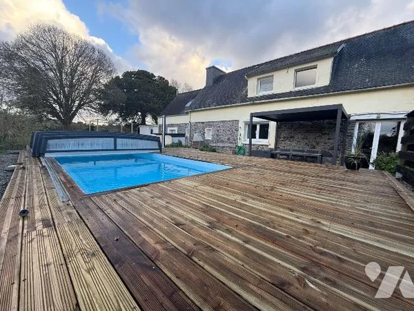 Maison 8 pièces 130 m² 