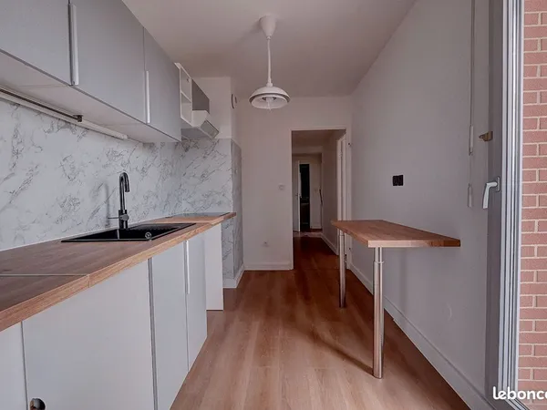 Appartement 4 pièces 84 m² 