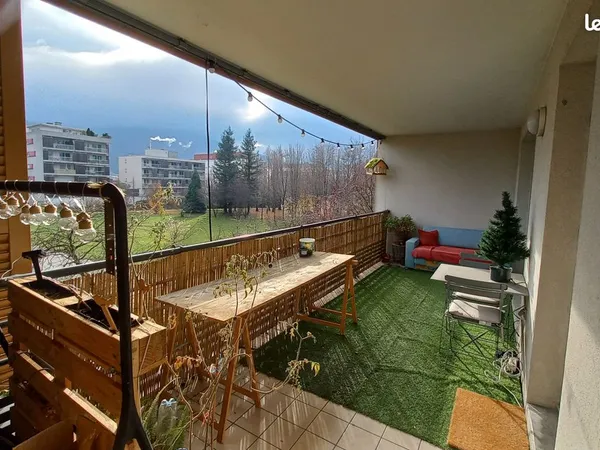 T2 48m² avec terrasse et garage 