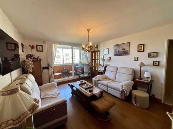 Appartement de 4 pièces principales 