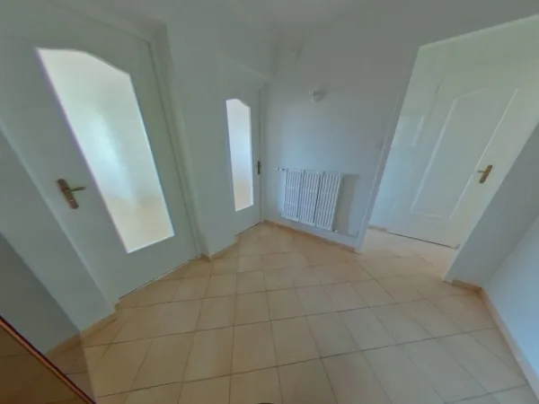 APPARTEMENT T4 TRAVERSANT // AVENUE JEAN JAURÈS // LYON 7 